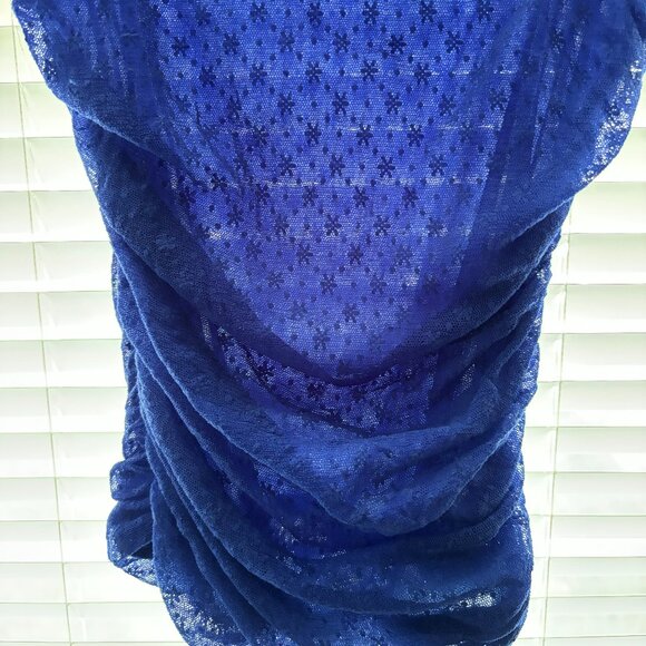 Blue Mesh Flower Print Top - Picture 5 of 5